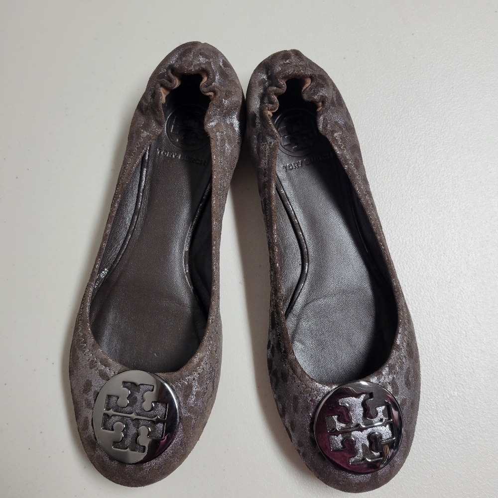 Tory Burch Reva Metallic Animal Print Leather Ballet Flats  Size 8.